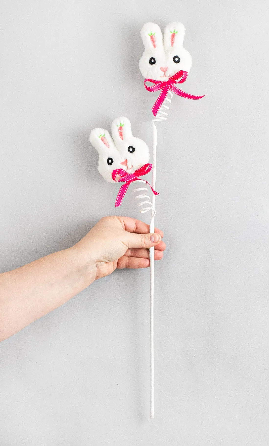 23" Bunny Head Embroidered Carrots Spray