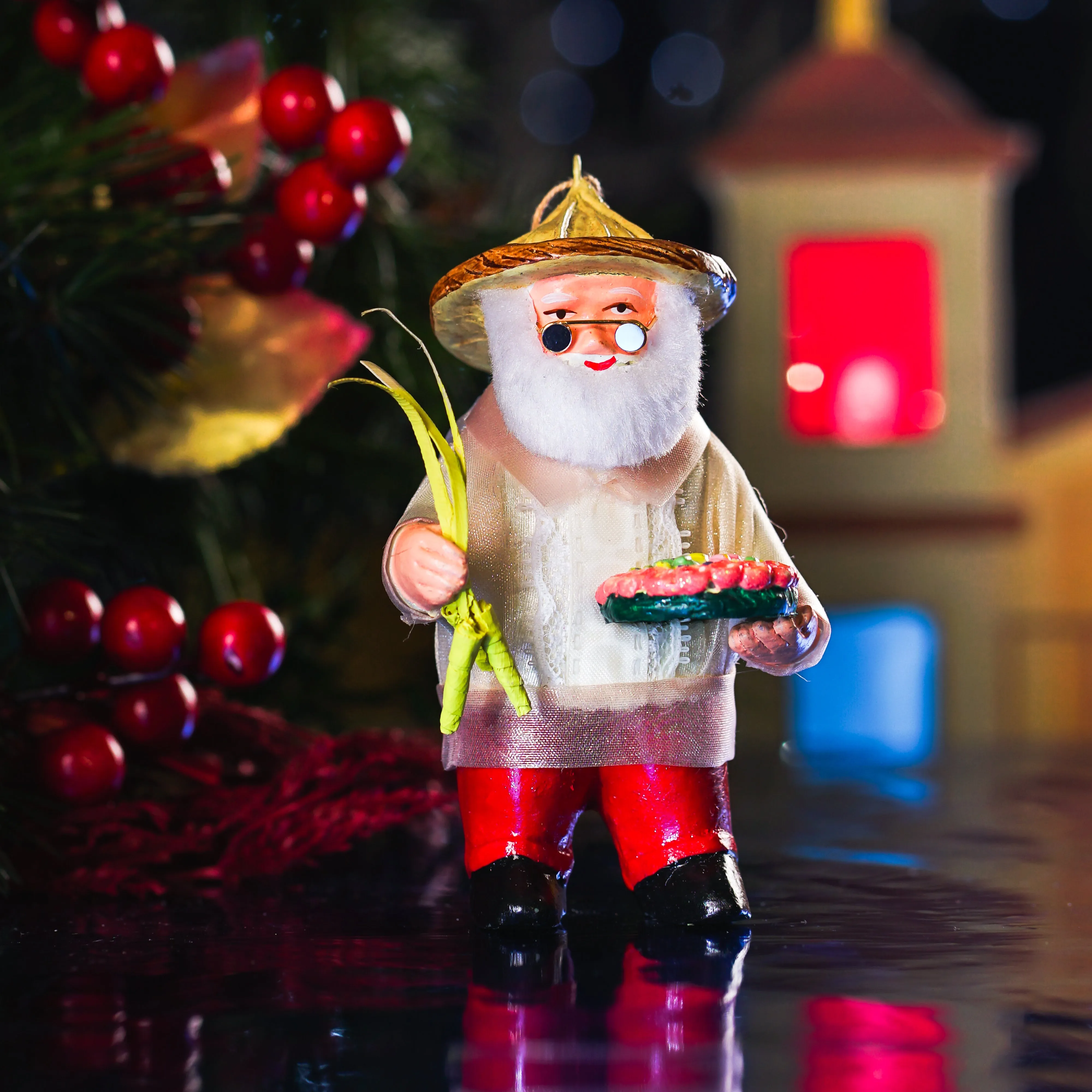 Mini Filipino Santa Claus - Suman at Sapin Sapin